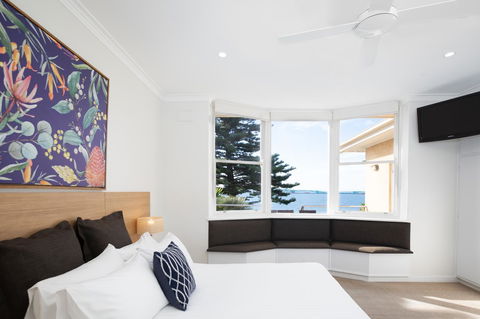 Bay 10 - Suites And Apartments - Accommodation Australia 3