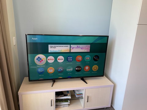 Luxury Beachside Accomodation - Local Tourism 2