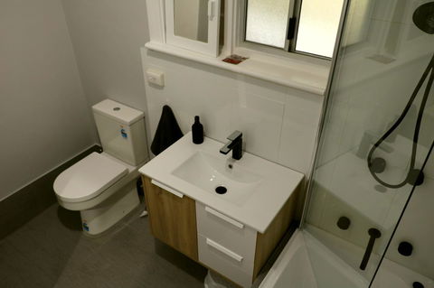 The Purple Door On Seaview - Accommodation Australia 15
