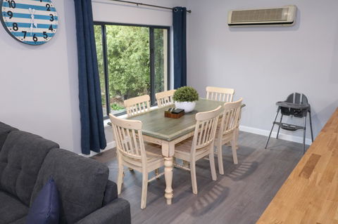 The Purple Door On Seaview - Accommodation Australia 5