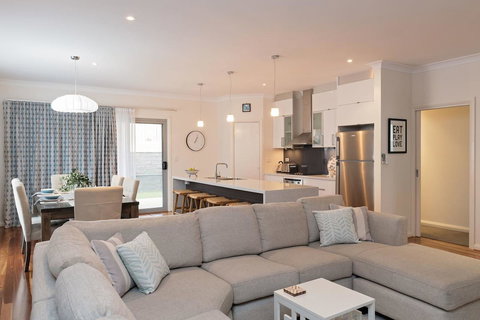 Boutique Getaway On Wright - Australia Shopping 4