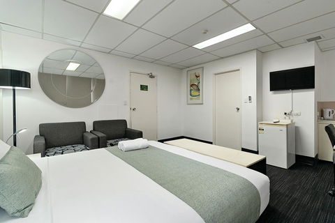 Cosmo On Bank - Accommodation Australia 9