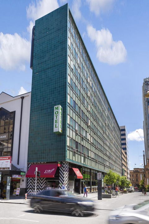 Cosmo On Bank - Accommodation Australia 15