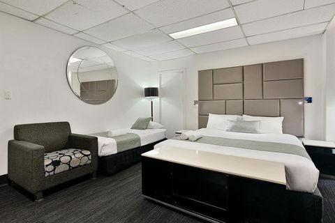 Cosmo On Bank - Accommodation Australia 4