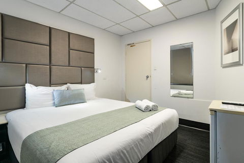 Cosmo On Bank - Accommodation Australia 11