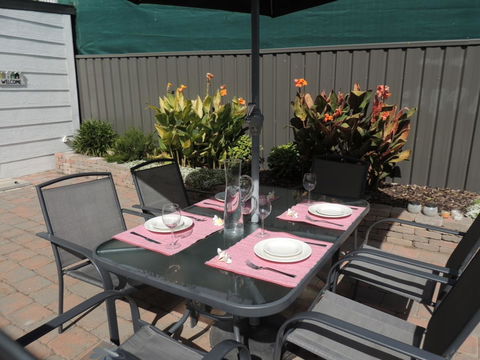 Glenelg - Marina Retreat - Australia Shopping 39