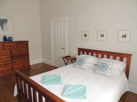 Glenelg - Marina Retreat - Australia Shopping 20