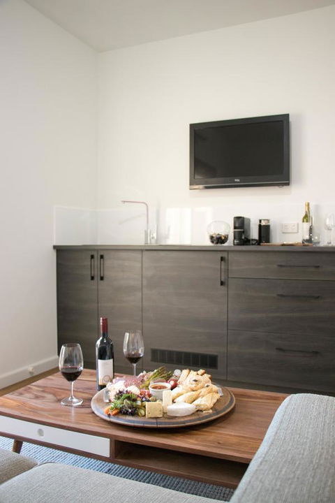 A Coonawarra Experience - Accommodation Australia 9