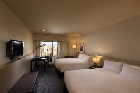 Hilton Adelaide - Bed n Breakfasts 18