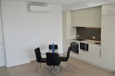 Whitmore SQ - Local Tourism 6