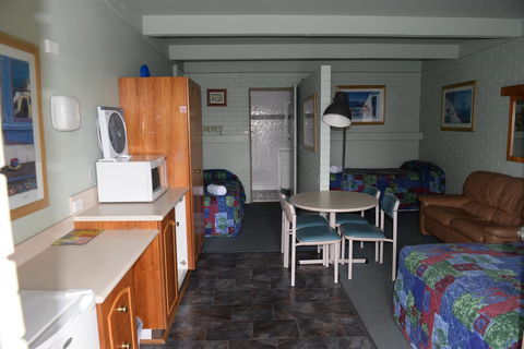 Ardeanal Motel - Accommodation Australia 41