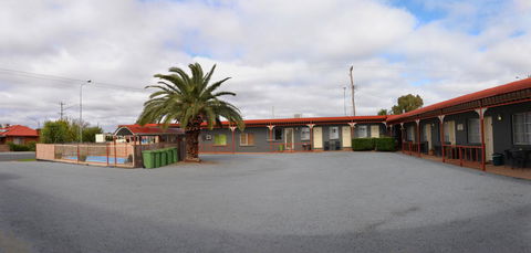 Ardeanal Motel - Accommodation Australia 6