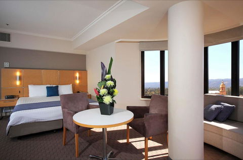Stamford Grand Adelaide - Bed n Breakfasts 3