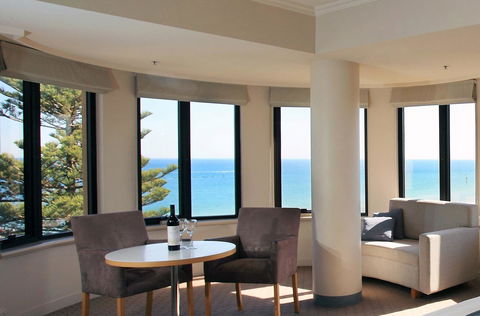 Stamford Grand Adelaide - Bed n Breakfasts 2