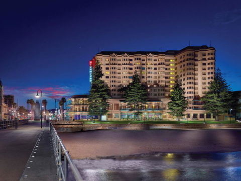 Stamford Grand Adelaide - Bed n Breakfasts 0