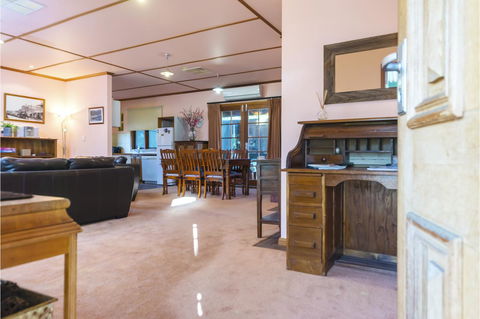 Rustic On 13th - Accommodation Australia 2