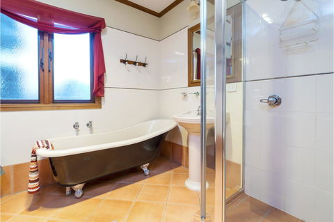 Rustic On 13th - Accommodation Australia 13