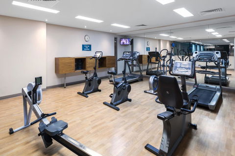Oaks Glenelg Plaza Pier Suites - Accommodation Australia 7