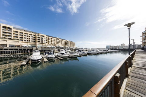 Oaks Glenelg Liberty Suites - Accommodation Australia 15