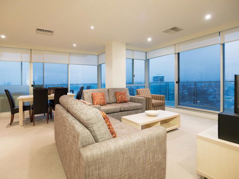 Oaks Glenelg Liberty Suites - Accommodation Australia 18