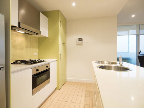 Oaks Glenelg Liberty Suites - Accommodation Australia 19