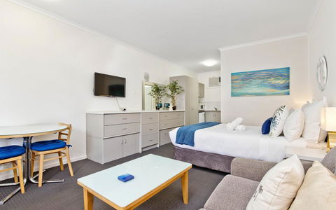 Glenelg Oasis Studios - Accommodation Australia 1