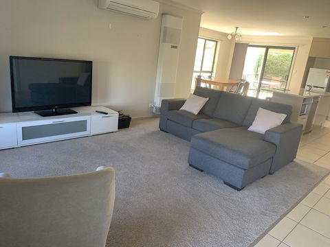 Little On Ash - Accommodation Australia 6