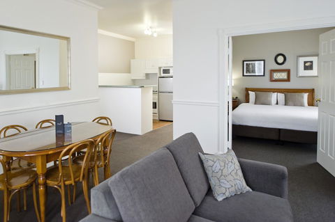 Majestic Old Lion Apartments - Accommodation Australia 7