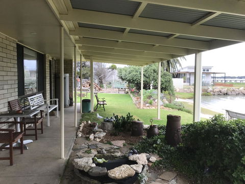 Hydeaway Bay - Own Private Bay + Kayaks - Accommodation Australia 23