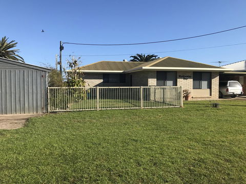Hydeaway Bay - Own Private Bay + Kayaks - Accommodation Australia 4