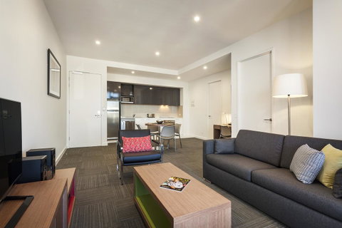 Quest On Franklin - Bed n Breakfasts 11