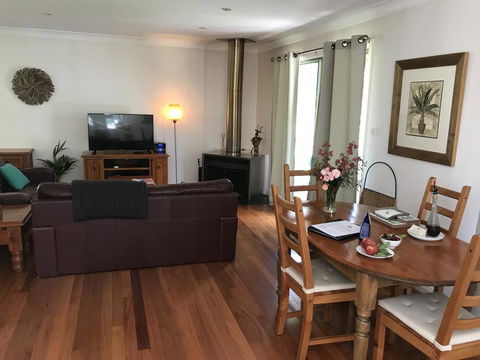 Ghost Hill Road Retreat - Accommodation Australia 6