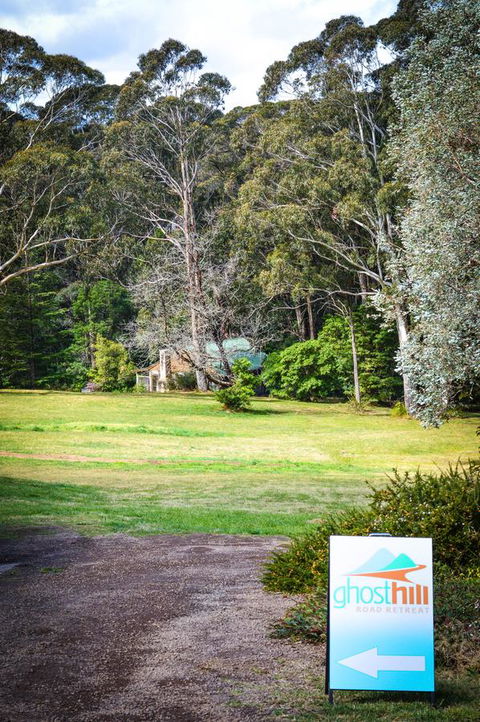 Ghost Hill Road Retreat - Accommodation Australia 10