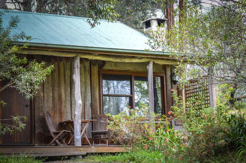 Ghost Hill Road Retreat - Accommodation Australia 9