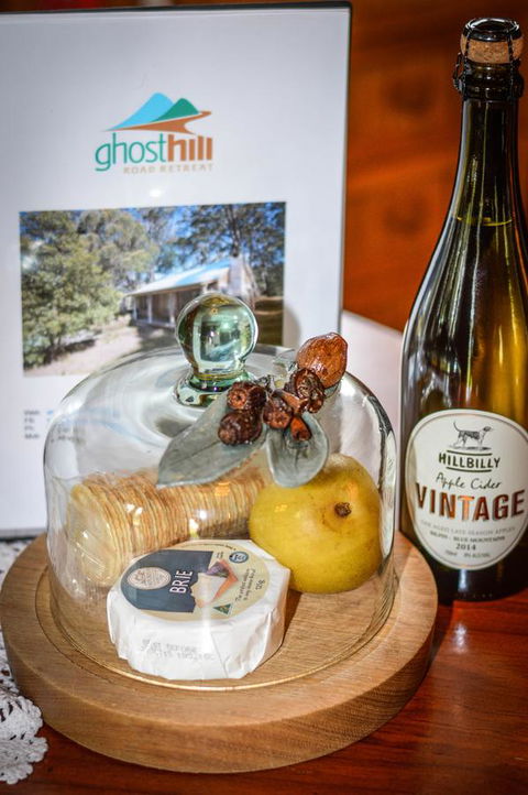 Ghost Hill Road Retreat - Accommodation Australia 25