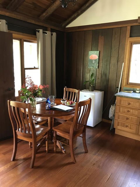 Ghost Hill Road Retreat - Accommodation Australia 2