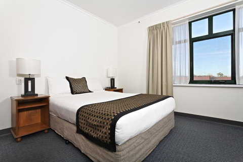 BreakFree Directors Studios - Bed n Breakfasts 2