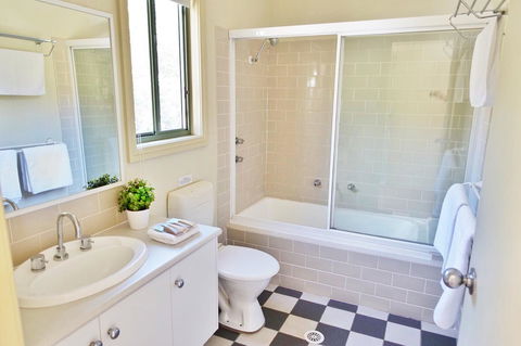 SkyView Villa - Local Tourism 11