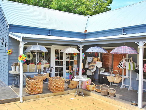 SkyView Villa - Local Tourism 8