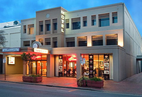 The O'Connell Inn - Accommodation Australia 0