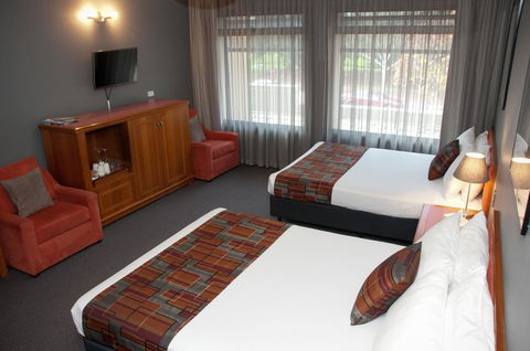 The O'Connell Inn - Accommodation Australia 8