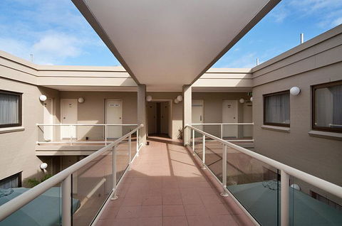 The O'Connell Inn - Accommodation Australia 9