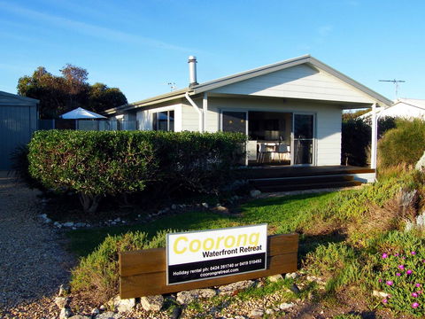 Coorong Waterfront Retreat - Local Tourism 14