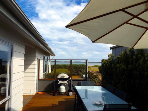 Coorong Waterfront Retreat - Local Tourism 17