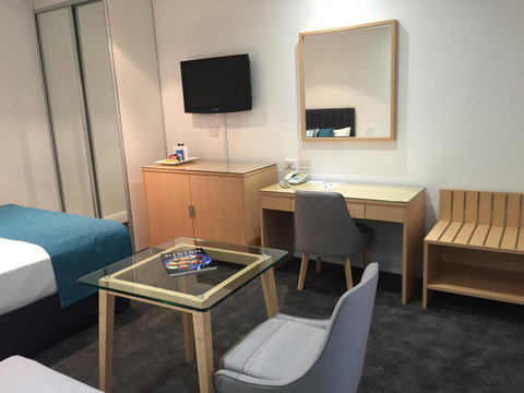 Ensenada Motor Inn And Suites - Local Tourism 10