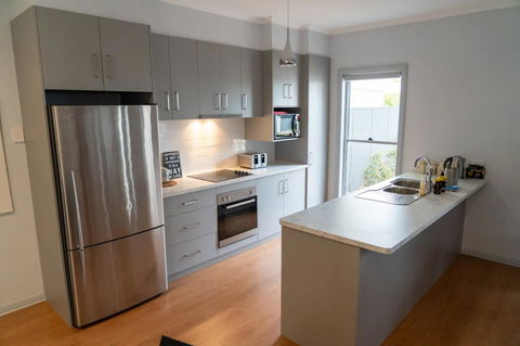 Gawler Townhouse 3 Bedroom - Accommodation Australia 3