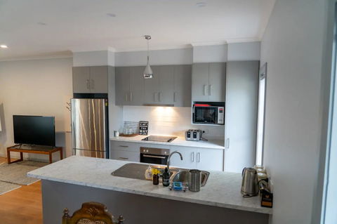 Gawler Townhouse 3 Bedroom - Accommodation Australia 4