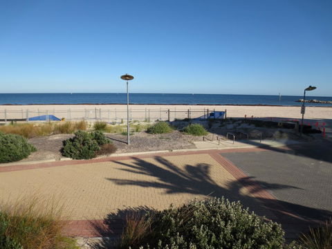 Lights Landing Apartments - Accommodation Australia 17