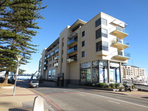 Lights Landing Apartments - Accommodation Australia 1