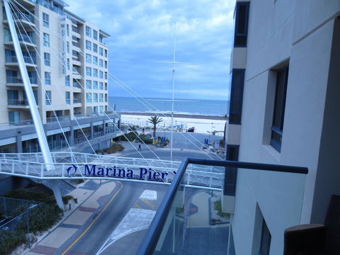 Lights Landing Apartments - Accommodation Australia 13